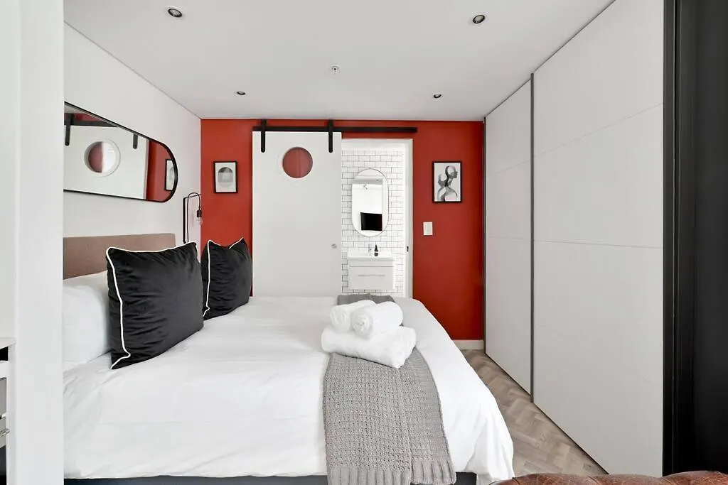 Daire Ella - Chic Studio Living In Central Cape Town