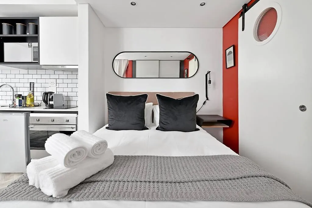 Ella - Chic Studio Living In Central Cape Town Daire