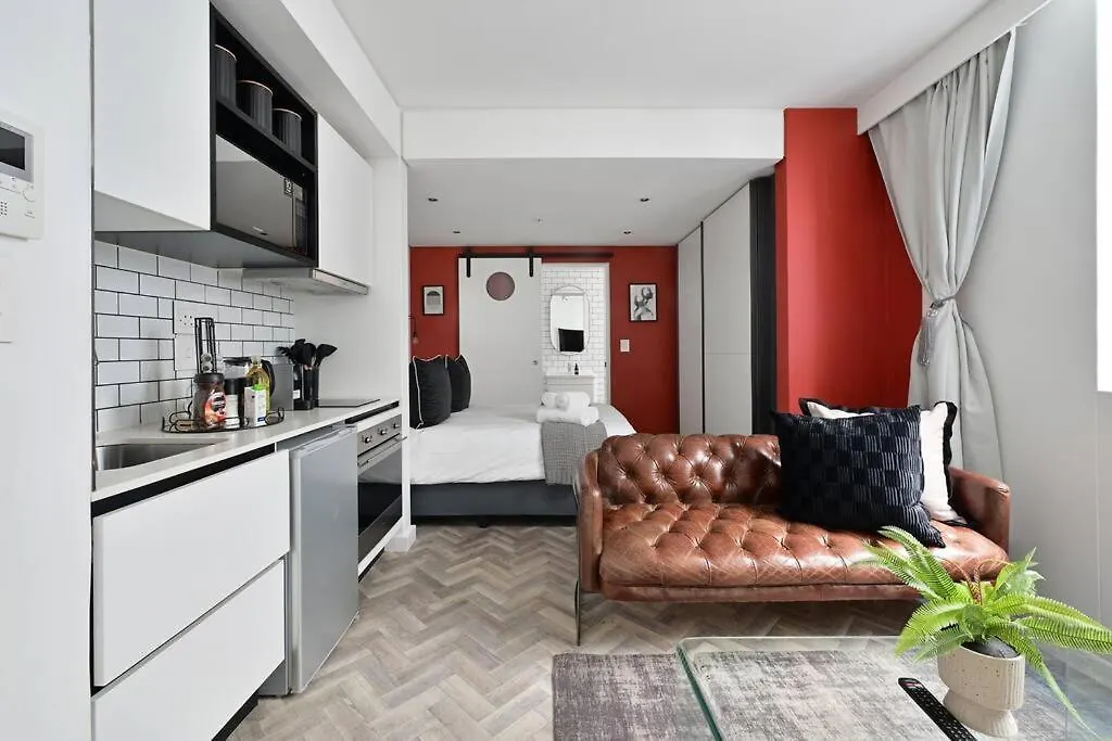Ella - Chic Studio Living In Central Cape Town